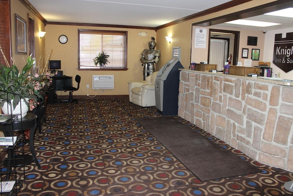 Knights Inn&Suites - Grand Forks Exterior foto